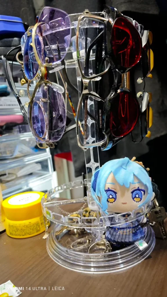 メガネスタンド ダイソー
