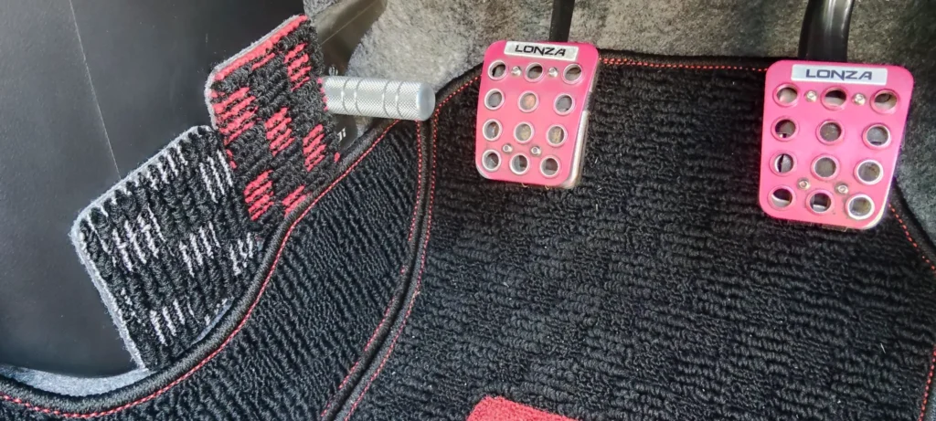 100均 防水シート 車内 DIY