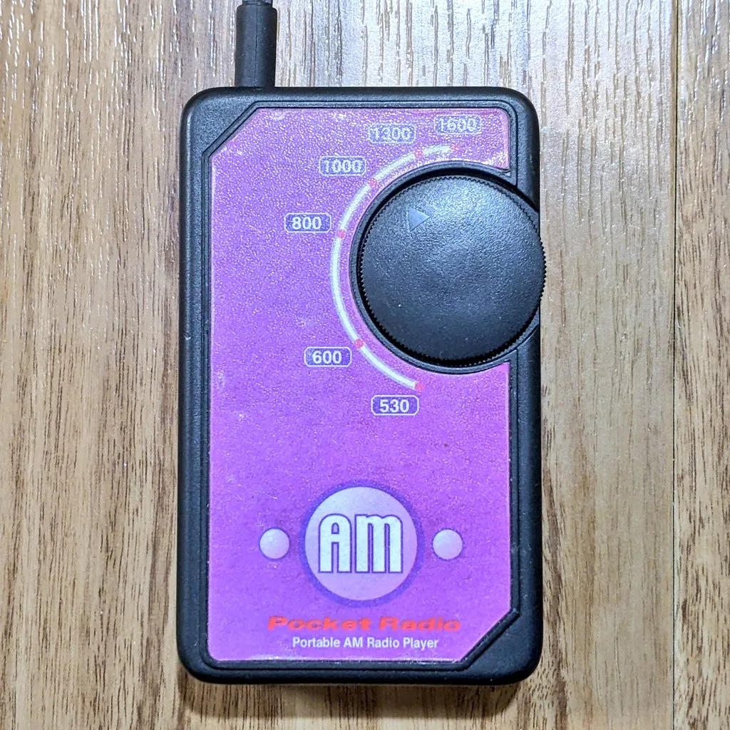 100均ラジオをより便利に使うためのアクセサリー