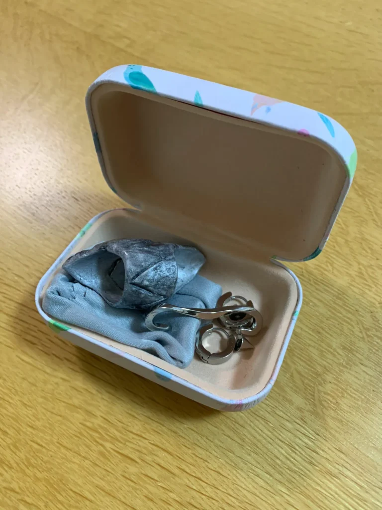 指輪ケースのお手入れ方法と指輪を美しく保つコツ
