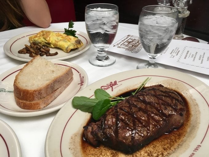 Musso & Frank Grill ムッソー&フランクグリル