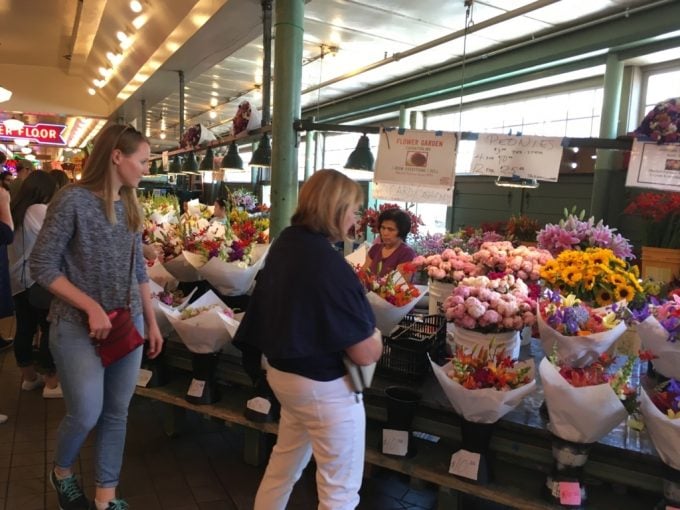Pike place Market パイクプレイスマーケット