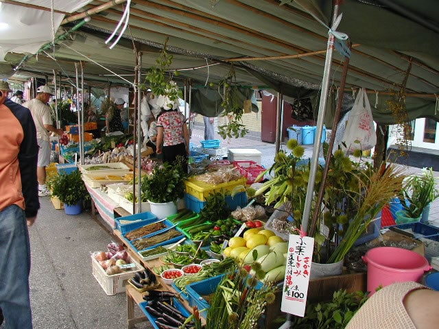 土佐の日曜市とは?