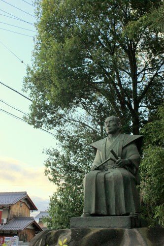 滋賀県の偉人 日光東照宮を造った棟梁「甲良豊後守宗廣公像」