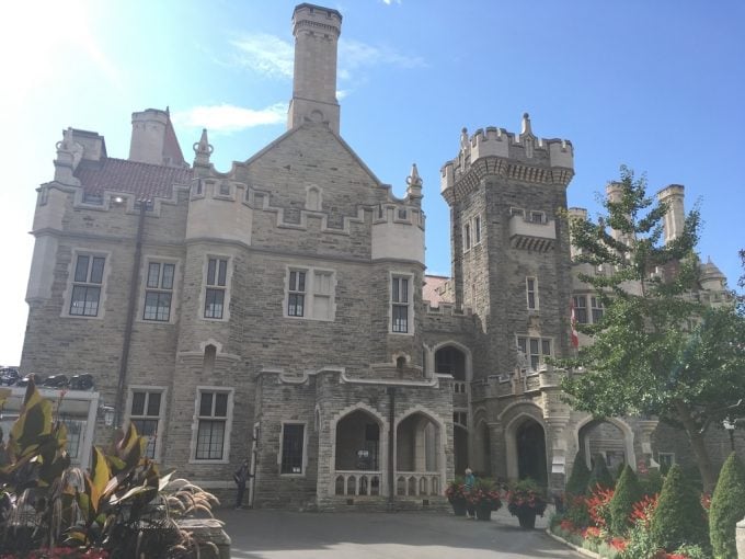 Casa Loma 2