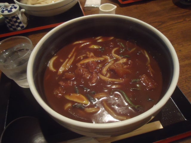 牛すじカレーうどん（な也）