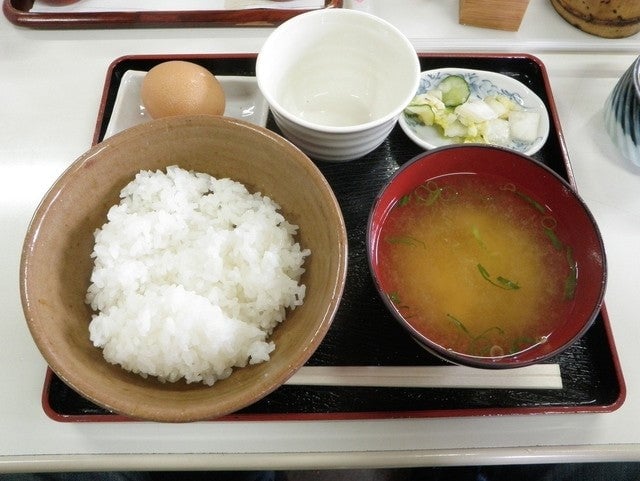 黄福(卵かけご飯)定食