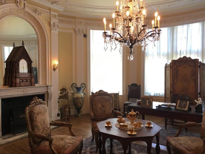 Casa Loma room1