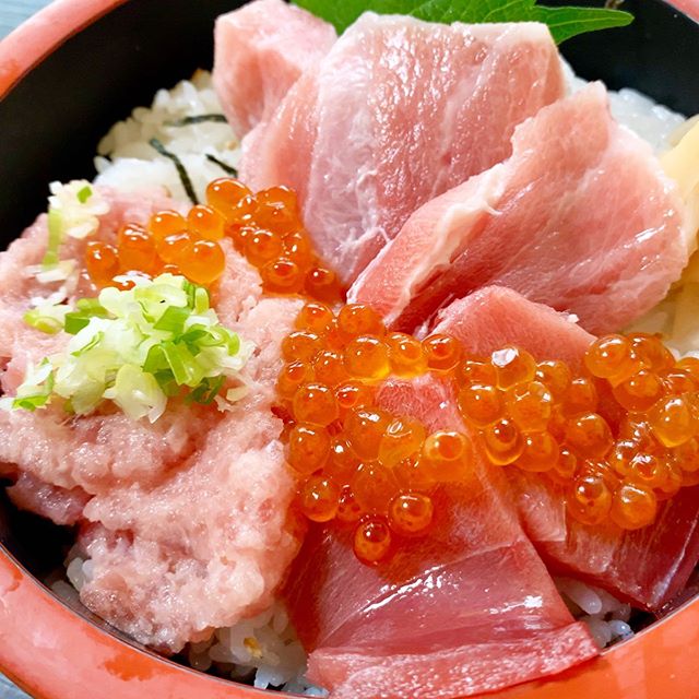 山形 海鮮丼 魚亭 岡ざき