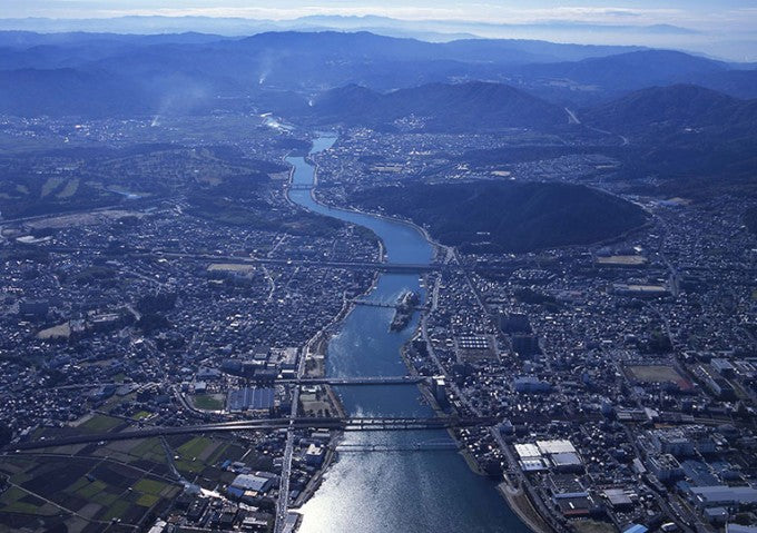 滋賀県民は琵琶湖の水で京都や大阪のお世話をしている