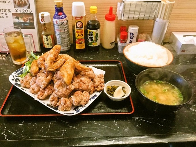 横浜デカ盛り あげ市鶴見店