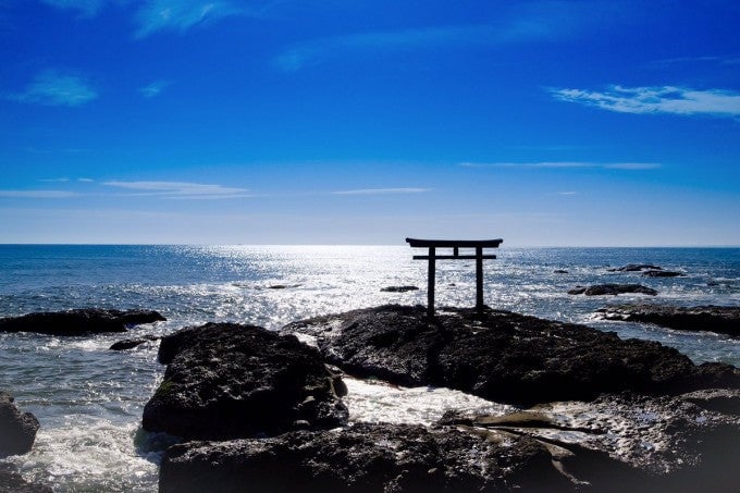 神磯の鳥居