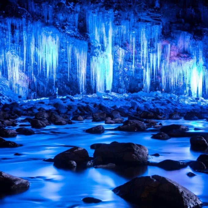 三十槌の氷柱