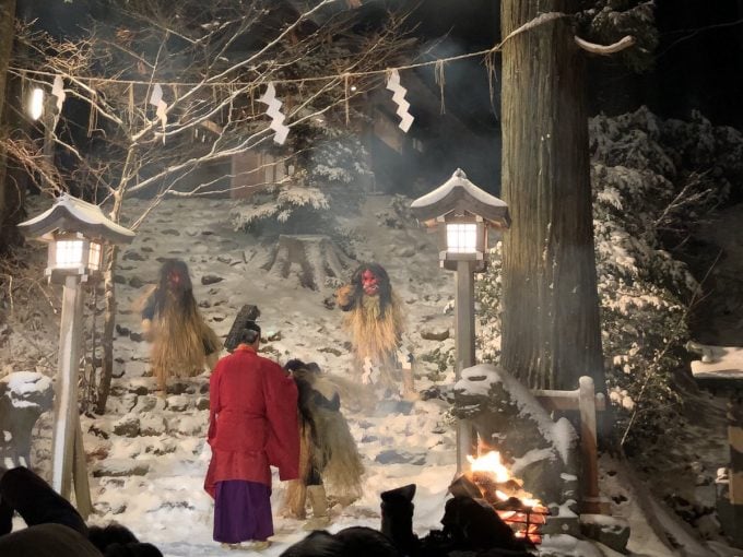 秋田 パワースポット真山神社