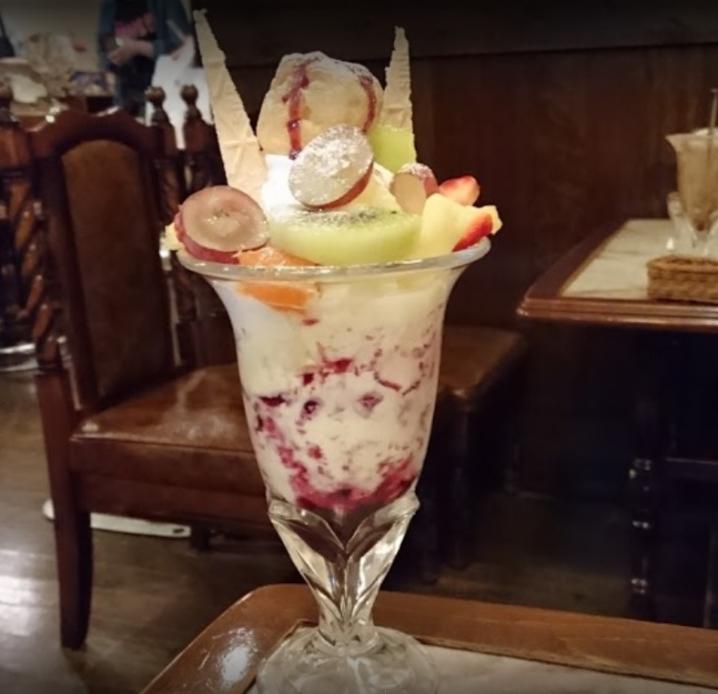 秋田人気カフェ パフェ