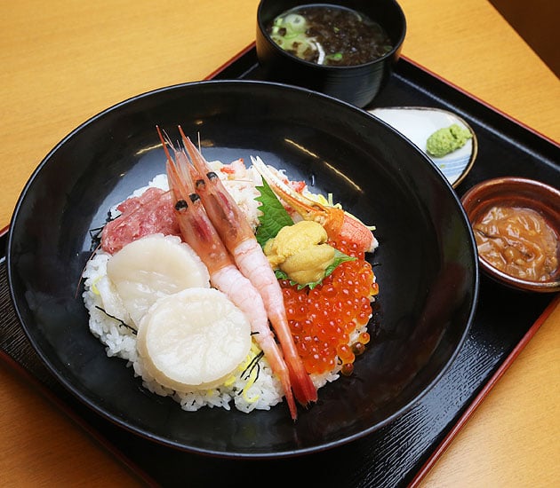 函館 海鮮丼 大名盛