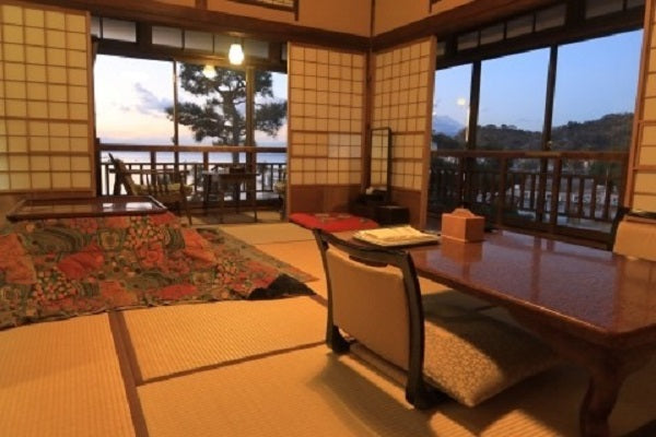 安田屋旅館