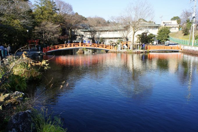 富士山本宮浅間大社の湧玉池
