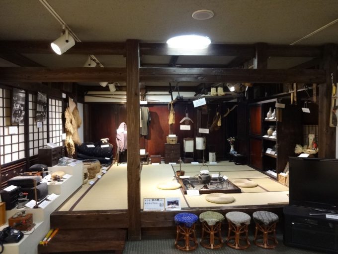 湯沢町歴史民俗資料館 雪国館