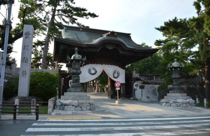 豊川稲荷
