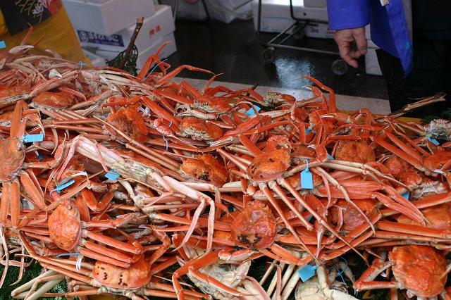 輪島市の観光なら「朝市」と「輪島塗」はテッパン！その魅力を徹底解説！