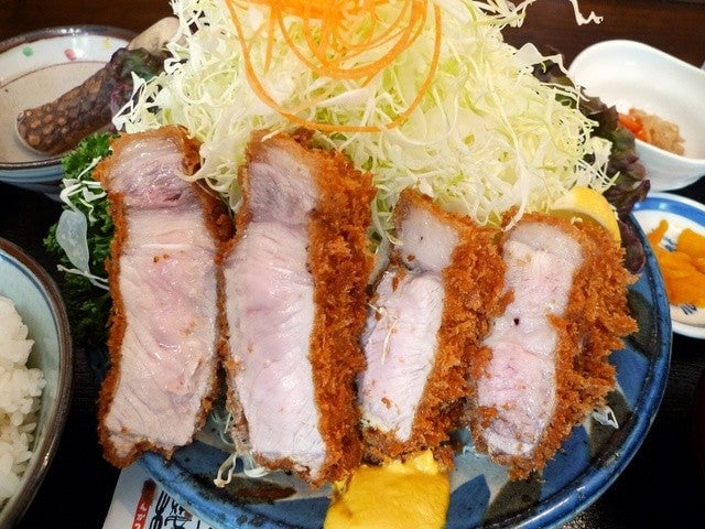 仙台の隠れた名店!ゴールデンポークが有名『とんかつ櫻屋』