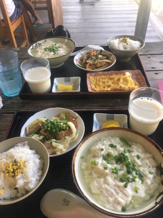 豆腐の比嘉でモーニング!