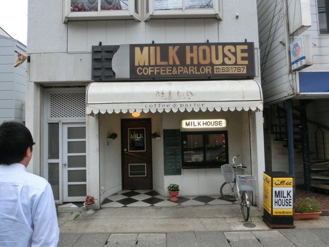 秋田人気カフェ ミルクハウス