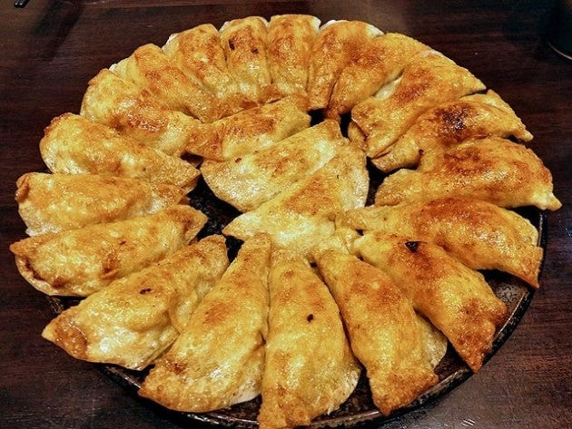 餃子の照井 円盤餃子