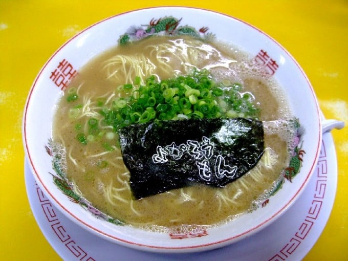 よかろうもん 豚骨ラーメン