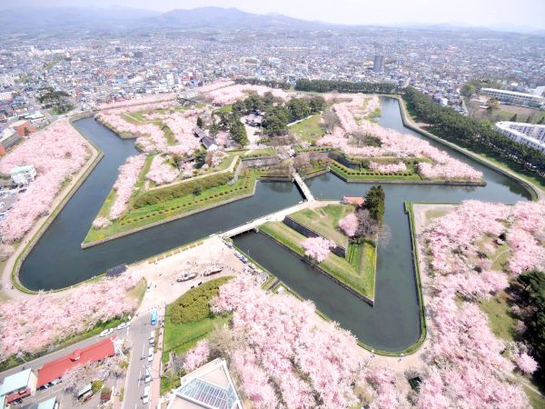 4月の北海道観光名所 五稜郭+五稜郭タワー