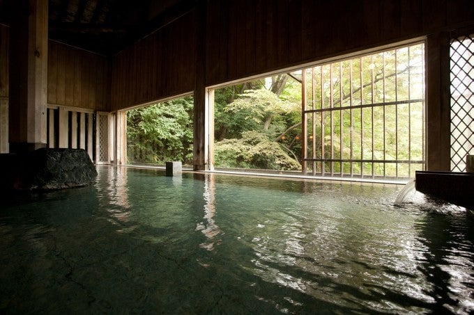 水上館
