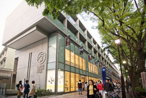 表参道ヒルズ