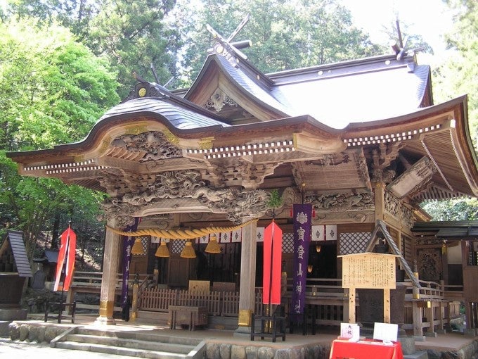 宝登山神社