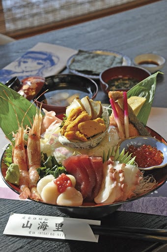 岩手 海鮮丼 山海里